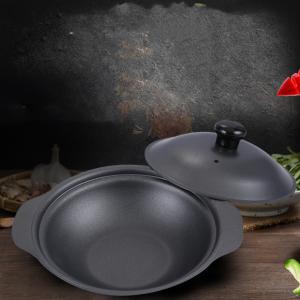 Special iron casserole for rooster pot